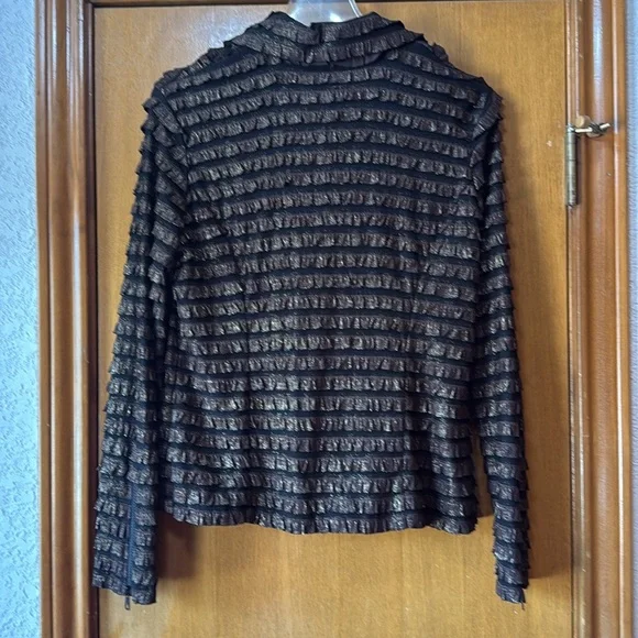 CLARA S. Ruffle Jacket - Picture 9 of 11